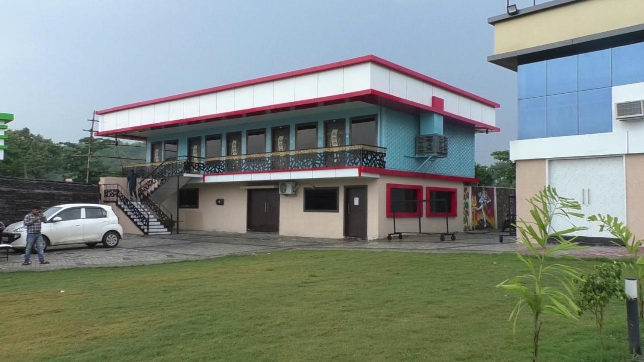 Midwaay Resort Patratu المظهر الخارجي الصورة