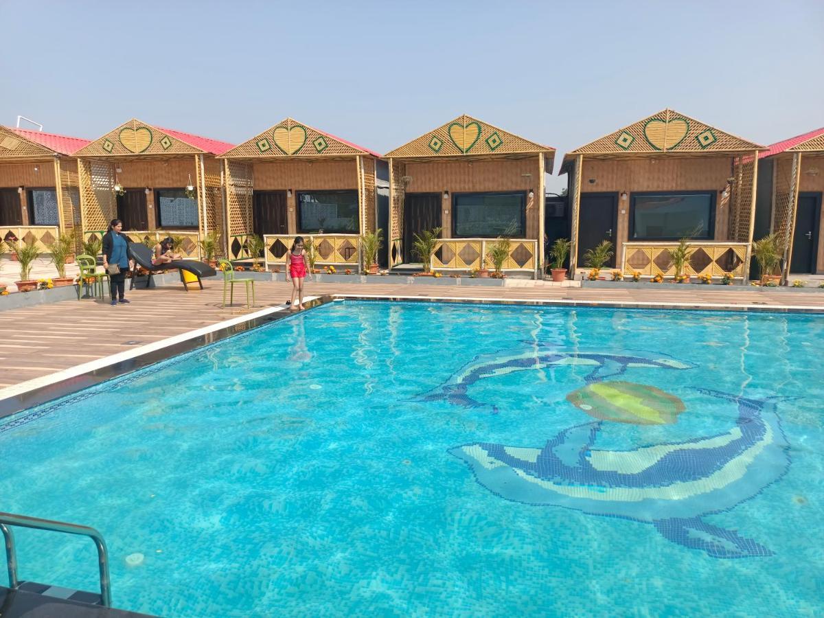 Midwaay Resort Patratu المظهر الخارجي الصورة